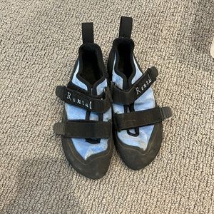 Brand: rental     Size: kids 6